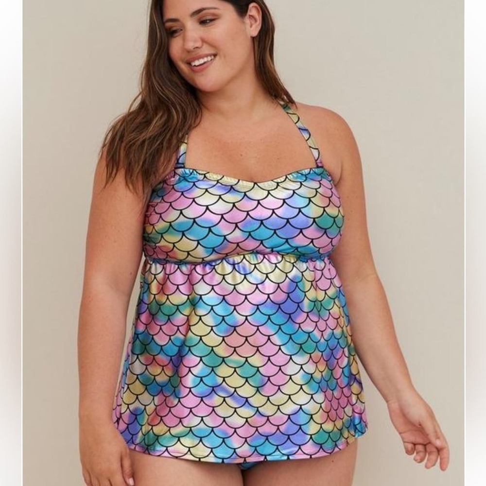 New! Torrid sz 3 Rainbow‎ Mermaid Tankini Swim Bathing Suit Top 3X